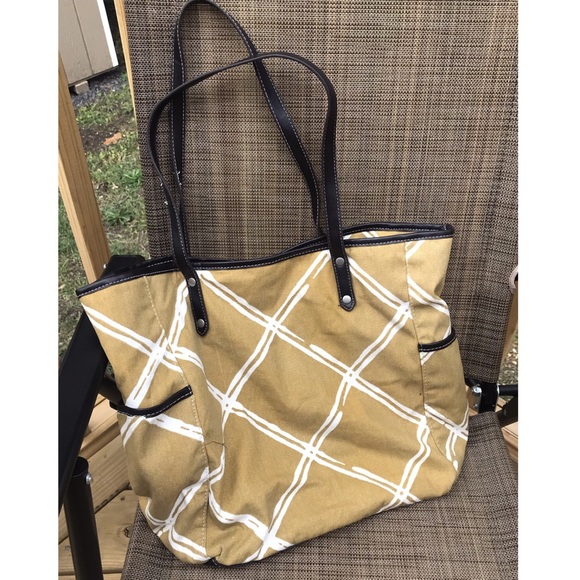 Merona Handbags - Merona Summer Bag